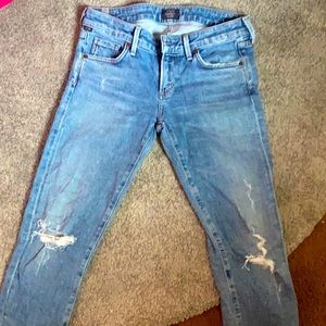 Citizens of humanity jeans size 26 ripped at knees